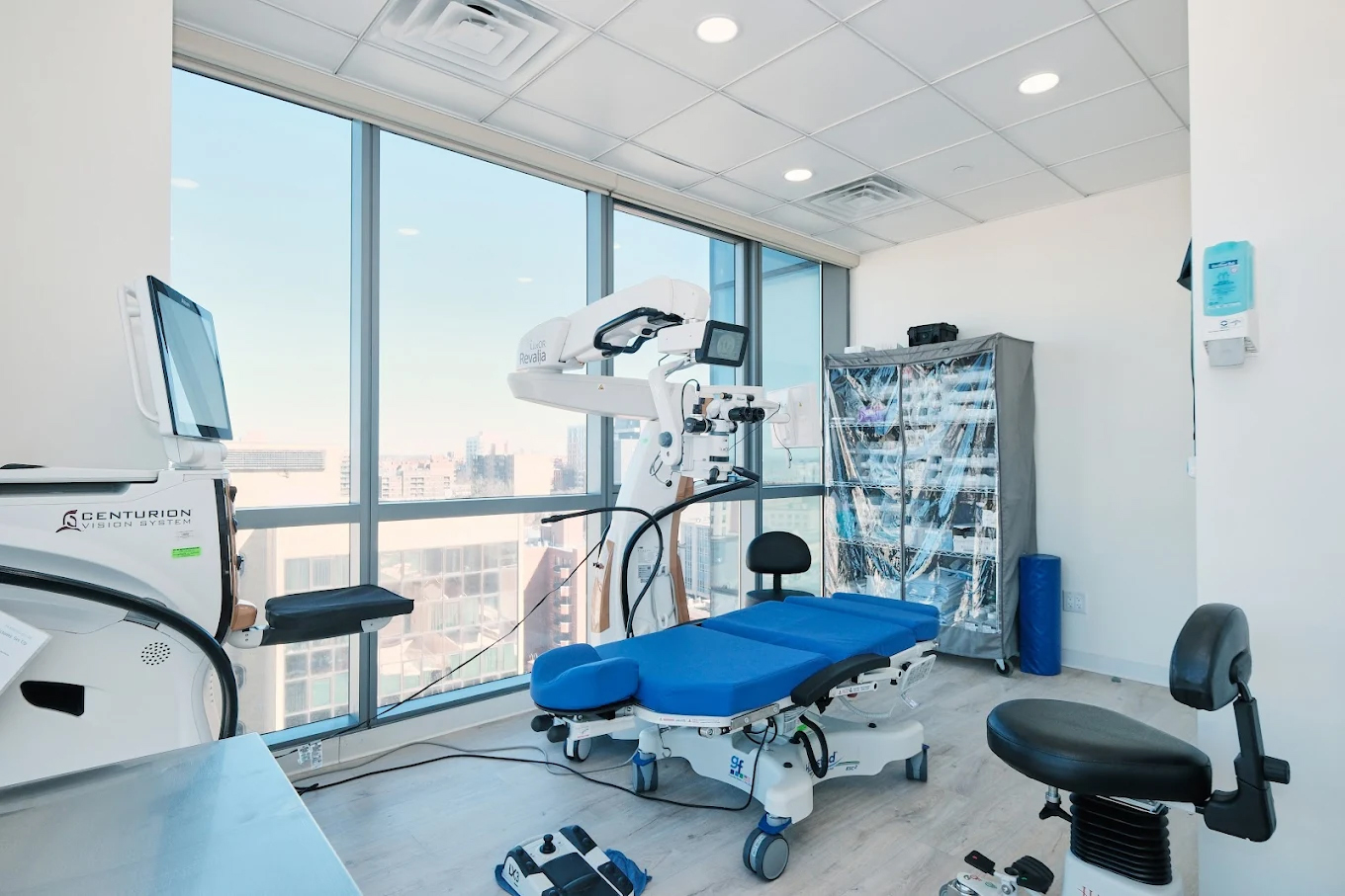 Dr. Laiyin Ma in Operating Room - State-of-the-Art Eye Surgery Facility NYC